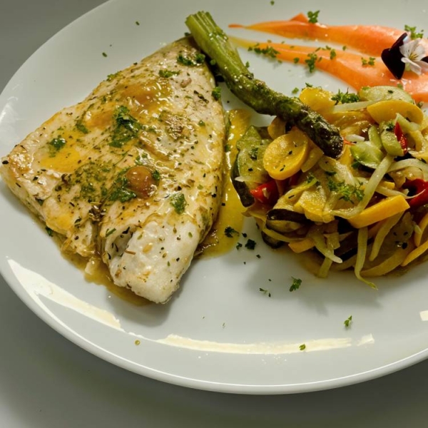 Le restaurant - La Terrasse Du Tennis - restaurant FEUCHEROLLES - Restaurant Fourqueux