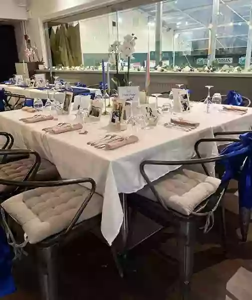 Repas de groupe - La Terrasse Du Tennis - restaurant FEUCHEROLLES - bon restaurant FEUCHEROLLES